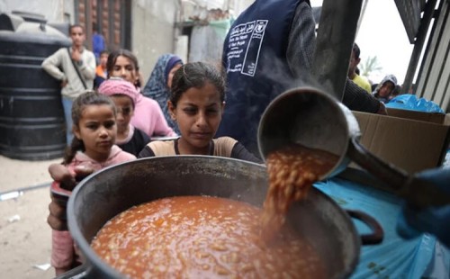 গাজায় খাদ্য মজুদ শেষ 