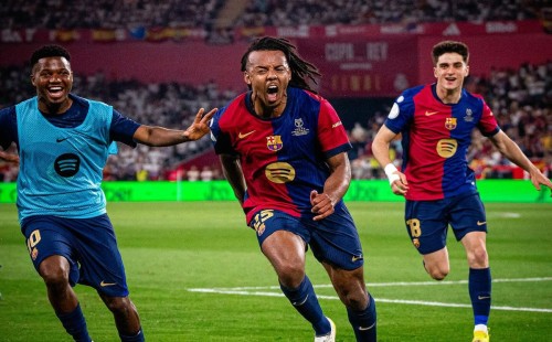 রিয়ালকে হারিয়ে রেকর্ড ৩২ বারের মতো কোপা দেল রে চ্যাম্পিয়ন বার্সেলোনা 