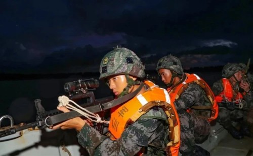 বিতর্কিত প্রবালদ্বীপ দখল চীনের 