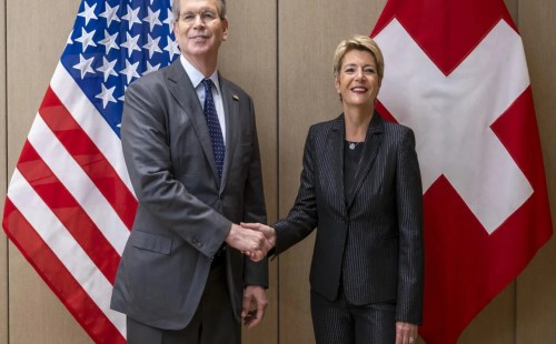 যুক্তরাষ্ট্র ও সুইজারল্যান্ড শুল্ক আলোচনা 