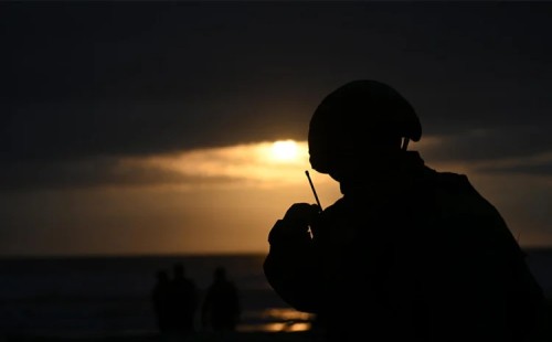 গেরিলা হামলায় ইকুয়েডরে ১১ সেনা নিহত 