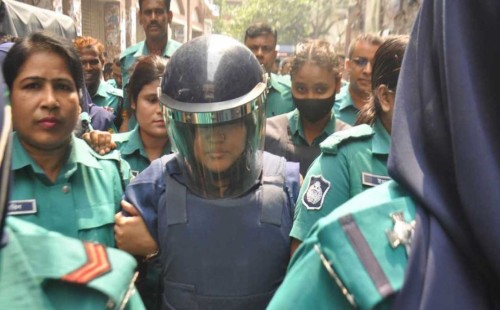 কারাগারে মমতাজ 