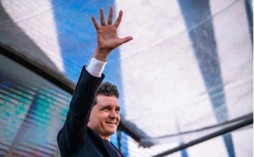 রোমানিয়ায় পরিবর্তনের আহ্বান 