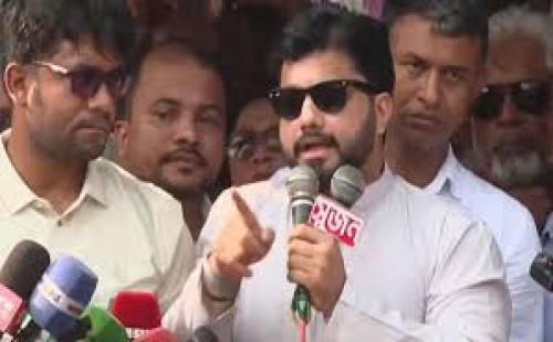 ৪৮ ঘণ্টার জন্য আন্দোলন স্থগিতের ঘোষণা ইশরাক হোসেনের 