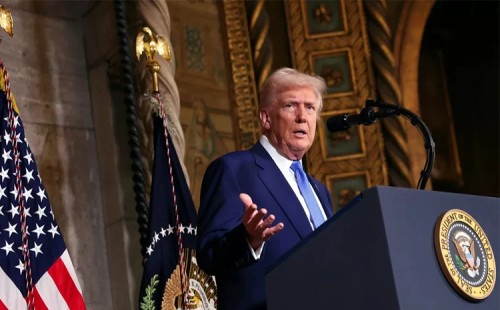 পুরো দখলের চেষ্টায় রাশিয়ার পতন হবে 