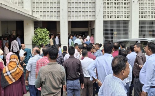 রোববার ৫ উপদেষ্টাকে স্মারকলিপি প্রদান করবেন সচিবালয় কর্মচারীরা 