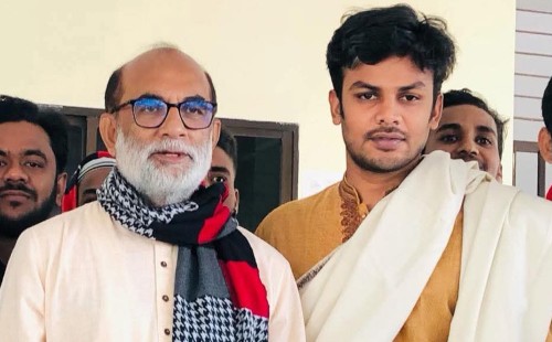 সাবেক মন্ত্রী শ ম রেজাউল করিমকে 'দুমুখো সাপ' বললেন নিষিদ্ধ ছাত্রলীগ নেতা 