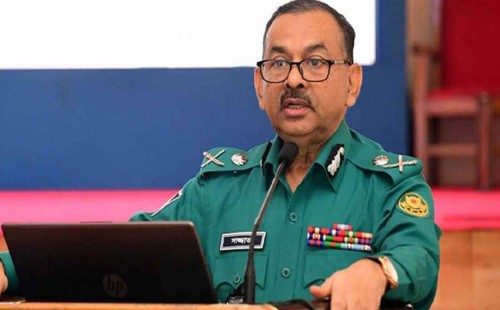 ঈদুল আজহা উপলক্ষে রাজধানীর কোরবানির হাটে শৃঙ্খলা রক্ষায় ডিএমপির কঠোর নির্দেশনা 