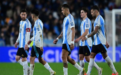 দশজনের দল নিয়েও কলম্বিয়ার বিপক্ষে আর্জেন্টিনার লড়াকু ড্র 