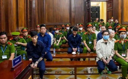 ভিয়েতনামে ১১ জনের মৃত্যুদণ্ড 