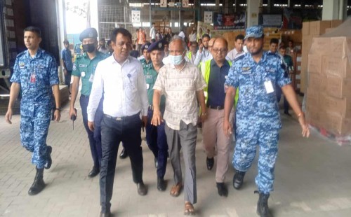 বাংলাদেশে কোনো ধরনের জঙ্গিবাদ নেই : স্বরাষ্ট্র উপদেষ্টা 