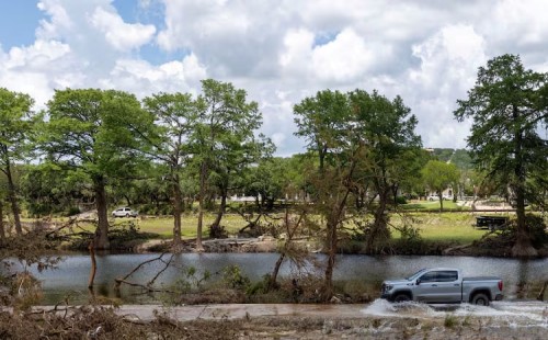 টেক্সাস বন্যায় মৃত বেড়ে ১১৯ 