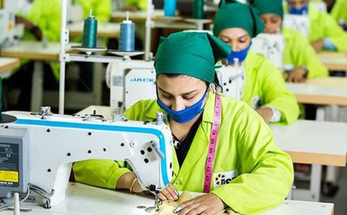 বাংলাদেশের তৈরি পোশাক রপ্তানির প্রবৃদ্ধি ৮ দশমিক ৮৪ শতাংশ 