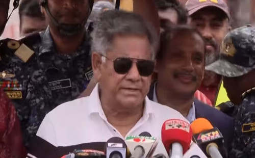 চট্টগ্রাম বন্দরের মাশুল বাড়ানো হয়েছে : উপদেষ্টা সাখাওয়াত 