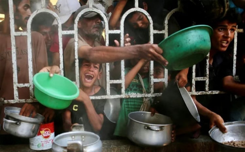 চরম অপুষ্টিতে গাজায় শিশুরা 