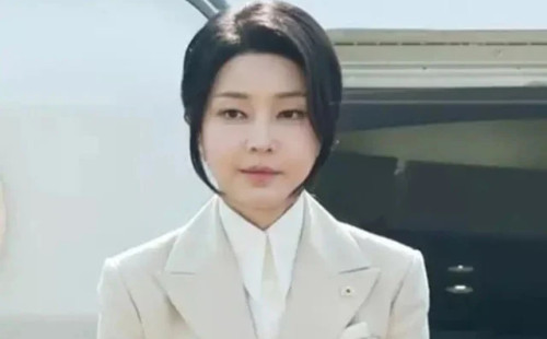 ইউনের স্ত্রীকে জিজ্ঞাসাবাদ 