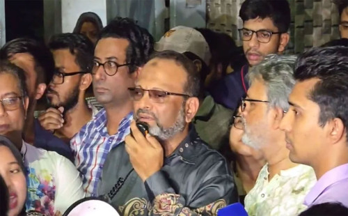 ঢাবির হলে ছাত্ররাজনীতি নিষিদ্ধ থাকবে: উপাচার্য 