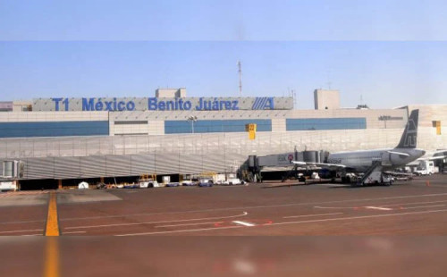 মেক্সিকো বিমানবন্দরের কার্যক্রম স্থগিত 
