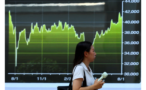 রেকর্ড উচ্চতায় নিক্কেই 