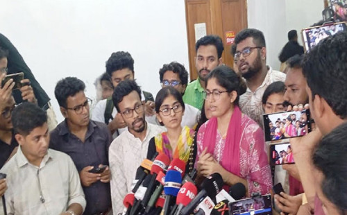 ডাকসু নির্বাচন: উমামা ফাতেমার নেতৃত্বে স্বতন্ত্র প্যানেল 