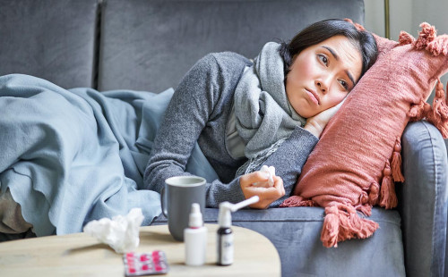 হঠাৎ জ্বরে ভুগছেন? দ্রুত সুস্থ হতে করণীয় 