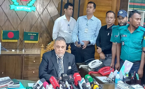 সম্পূর্ণ স্বাধীনভাবে নির্বাচন আয়োজনের প্রস্তুতি নিচ্ছি: সিইসি 