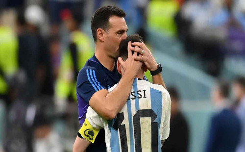 মেসি যত দিন আছেন, আসুন আমরা উপভোগ করি : স্কালোনি 