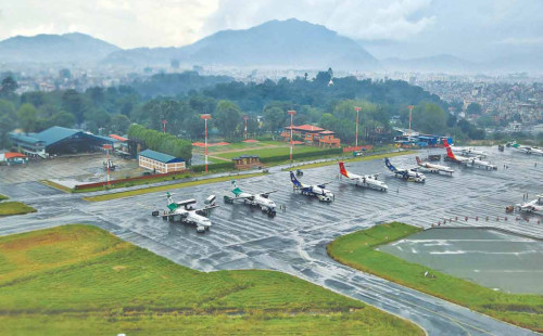 ত্রিভুবন বিমানবন্দরে সব ফ্লাইট বাতিল 