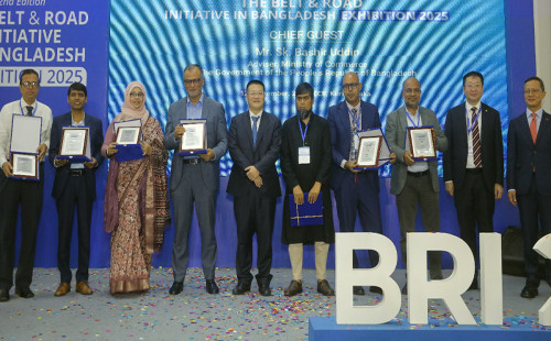 বাংলাদেশে চীনের বিনিয়োগ ৩০০ শতাংশ বেড়েছে: বাণিজ্য উপদেষ্টা 