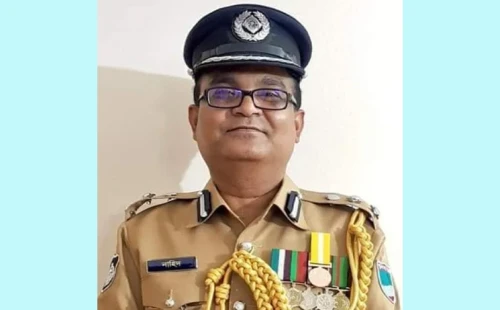 পুলিশের সাবেক ডিআইজি নাহিদুল ইসলাম গ্রেপ্তার 