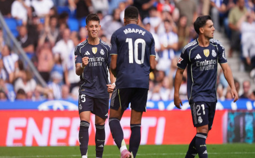 এমবাপ্পে-গুলের গোলে ১০ জন নিয়েও জয় রিয়ালের 