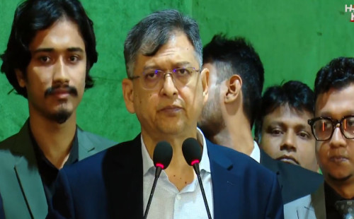 কোনো দলের অবৈধ আবদার মেনে জাতিকে সংকটে ফেলা যাবে না : সালাহউদ্দিন 