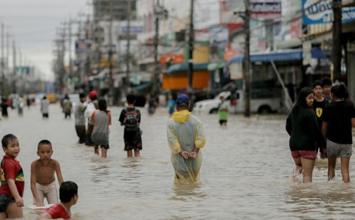 থাইল্যান্ডে বন্যায় মৃত বেড়ে ৭ 