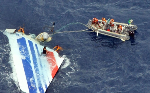 এয়ার ফ্রান্স ও এয়ারবাসের বিরুদ্ধে বিচার শুরু 