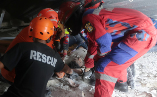 মাদ্রাসার ধ্বংসস্তুপের নিচে কেউ বেঁচে নেই 