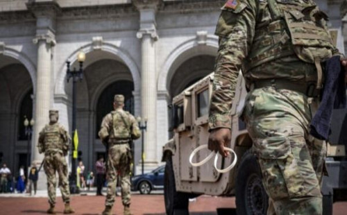 শিকাগোতে ৫শ’ সেনা মোতায়েন 