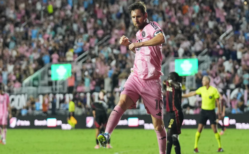 মায়ামিকে জোড়া গোলে জেতালেন মেসি 