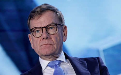 ওয়াডেফুলের চীন সফর স্থগিত 