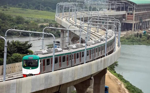 মেরামত শেষে মেট্রোরেল চলাচল ফের শুরু 