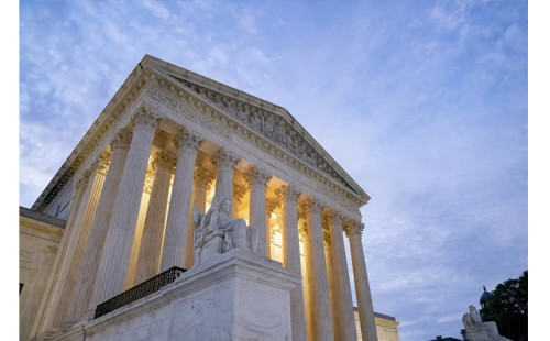 ট্রাম্পের শুল্ক আদালতে চ্যালেঞ্জ 