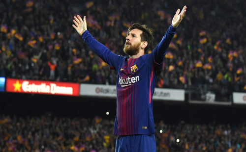 মেসির সম্মানে এবার বড় উদ্যোগ নিচ্ছে বার্সেলোনা 