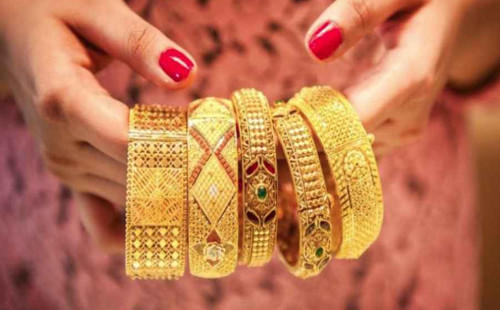 দেশের বাজারে স্বর্ণের দামে বড় পতন 