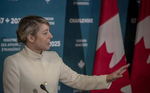 কানাডার দেড় বিলিয়ন ডলারের পরিকল্পনা 