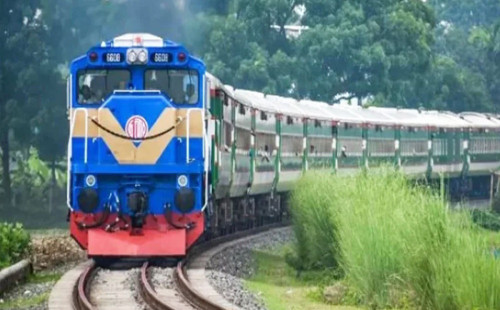 তারেক রহমানের সংবর্ধনা: নেতা-কর্মীদের আনতে ‘স্পেশাল ট্রেন’ চায় বিএনপি 