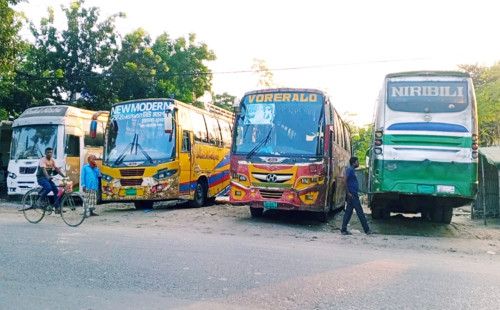 তারেক রহমানের স্বদেশ প্রত্যাবর্তন, ঢাকায় যাচ্ছেন ১০ হাজার বিএনপি নেতাকর্মী 