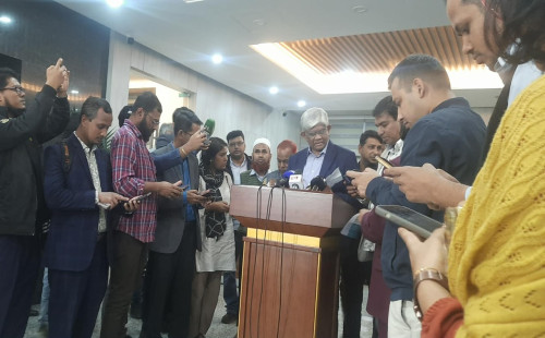 ভারতের সঙ্গে সম্পর্ক স্বাভাবিক করতে কাজ করছে সরকার : উপদেষ্টা  সালেহউদ্দিন 