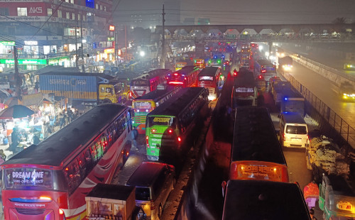 ঢাকা–চট্টগ্রাম মহাসড়কের ১০ কিলোমিটার যানজট 