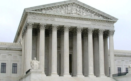 ফেড গভর্নরকে বরখাস্তে শুনানি আজ 