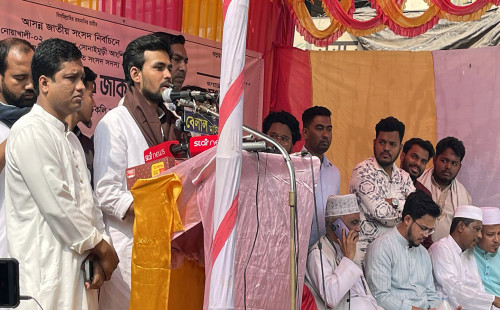 ১৭ মাসেই শেখ হাসিনার ১৭ বছরের মতো ফ্যাসিবাদ দেখেছি , বিএনপিকে আসিফ মাহমুদ 