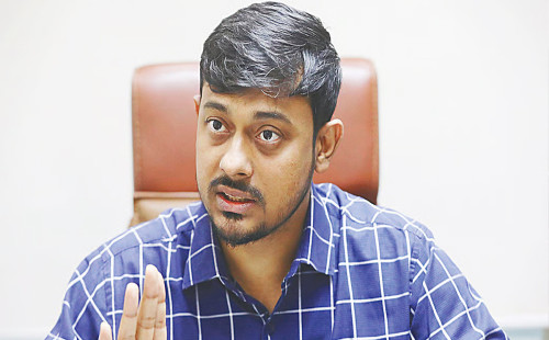 উনি ঘুম থেকে উঠেই আল্লাহর নাম নিয়ে চাঁদাবাজি শুরু করেন : নাসীরুদ্দীন পাটওয়ারী 